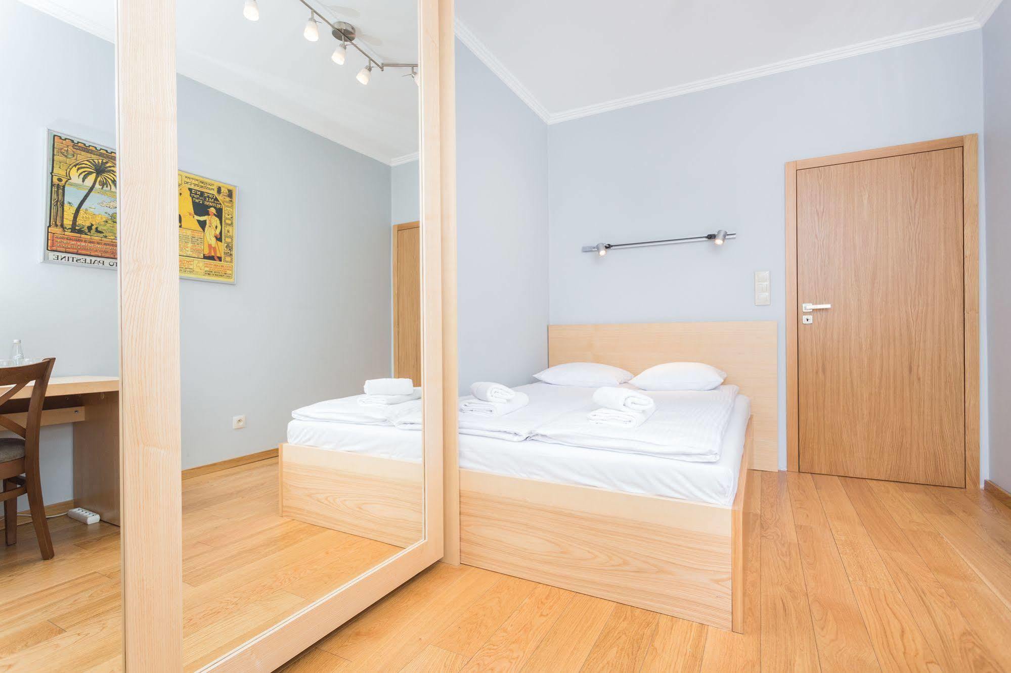 Inpoint Old Town Szeroka Apartments Krakow Dış mekan fotoğraf